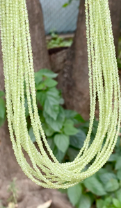 ペリドット Peridot 2mm 多面カット 丸ビーズ 天然石 8月誕生石 鮮やか